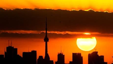 Heat wave blamed for 42 Toronto emergency room visits, public health says