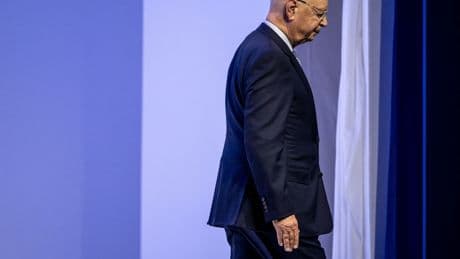 Skandal um WEF-Gründer: Exorbitante Spesen, manipulierte Berichte und peinliche Mails