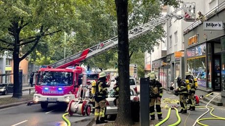 Essen: Vier Personen nach Kellerbrand im Stadtkern gerettet