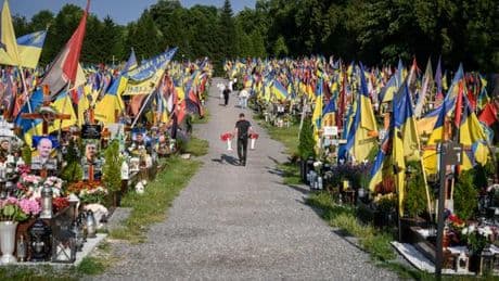 De nouveaux cimetières militaires en projet dans toute l’Ukraine