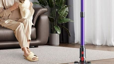 Smoture vacuum that sucks up 'dust, pet hair, and crumbs effortlessly' has £70 off