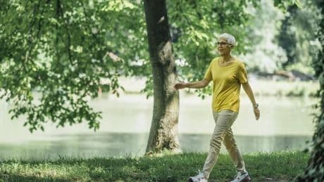 Studie zeigt: Spazierengehen beugt Krebserkrankungen vor