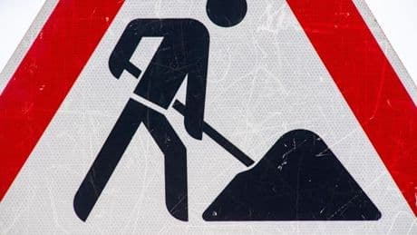 Baustelle! Abschnitt der Köpenicker Straße tagelang gesperrt