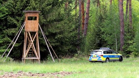 Frau (†21) starb nach im Wald - Polizei sucht Zeugen unter Gästen der Techno-Party