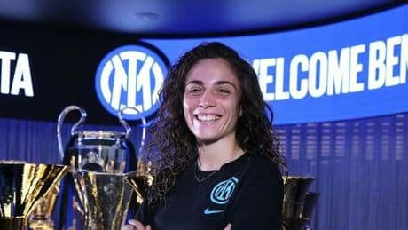 Benedetta Glionna: chi è la nuova attaccante dell'Inter. Età, caratteristiche tecniche, carriera e statistiche della giocatrice ex Roma