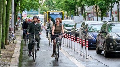 Moabit: Neue Fahrradstreifen auf fast zwei Kilometer Länge