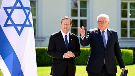 Steinmeier reist mit Israels Präsident Herzog nach Jerusalem