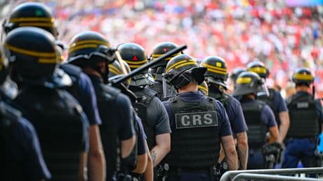 La sécurité des JO de Paris a coûté beaucoup (beaucoup) plus cher que prévu