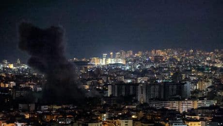 Israël bombardeert bij Beiroet, inwoners massaal op de vlucht