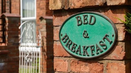 Number of households in England in temporary accommodation hits new record high