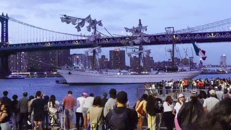 Mexicaans zeilschip dat tegen Brooklyn Bridge botste komt niet naar SAIL