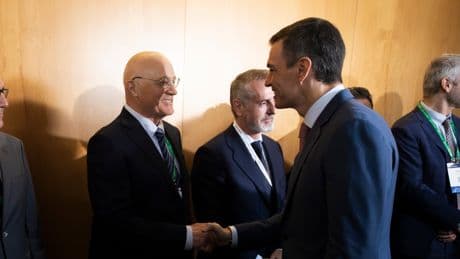 Claves | Así será la inusual consulta pública que lanza Sánchez para decidir el futuro de la opa del BBVA al Sabadell