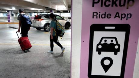 Uber will soon allow female passengers and drivers to stop being paired with men