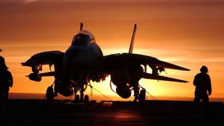 Gli F-14 Tomcat sono davvero un ricordo: così termina l'era di "Top Gun"