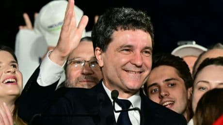 Pro-europäischer Kandidat gewinnt Präsidentenwahl in Rumänien