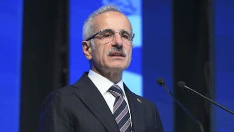 Bakan Uraloğlu açıkladı: Ankara-İstanbul arası 80 dakikaya iniyor