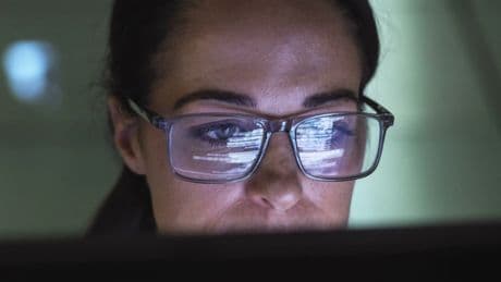 Digitaler Jobmonitor: KI-Experten gesucht: Stellenausschreibungen legen rasant zu