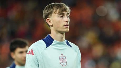 El Real Madrid anuncia el fichaje de Dean Huijsen: firma hasta 2030 y jugará el Mundial de Clubes