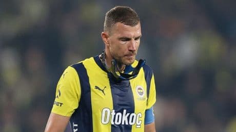 Dzeko, sprint Fiorentina per sorpassare il Bologna: l'offerta e il ruolo di Pioli