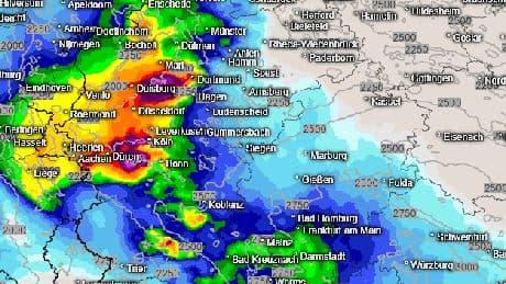 Wetterdienst warnt - Unwetter trifft Deutschland mit voller Wucht