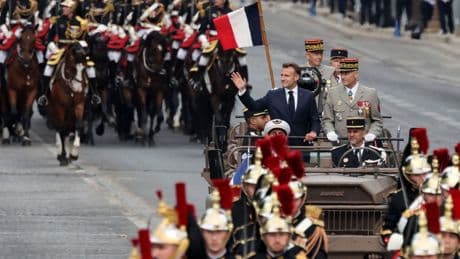 Kommentar zu Macrons Rüstungsplänen: Frankreich will wieder führen