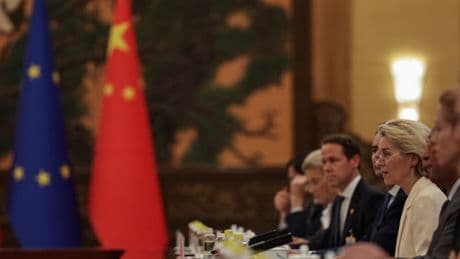 Déficit commercial abyssal, Ukraine, terres rares: en visite en Chine, l'UE attend des "progrès concrets" de Xi Jinping