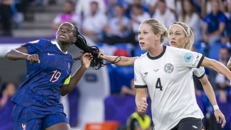 EM | DFB-Frauen: Kathrin Hendrich nach Rot nur für Halbfinale gesperrt