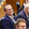 “Pornografische video’s”: Waalse burgemees­ter (MR) in verdenking gesteld voor ontucht met minderjari­ge