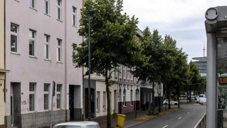 400.000 Euro Verkehrswert: Leeres Haus in Düsseldorf wird zwangsversteigert – „Das lockt sehr viele Leute an“