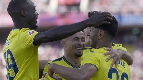 Villarreal wint op bezoek bij Barcelona en plaatst zich voor Champions League