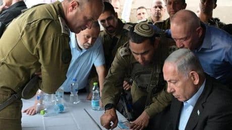 Karşıt sesler yükselmeye devam ediyor! "Netanyahu geleceğimizi Gazze'nin kumlarına gömüyor"