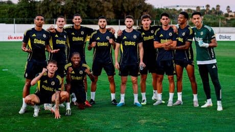 Fenerbahçe üçüncü sınavı için sahada