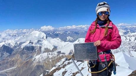 Bid to rescue woman stuck 22,000ft up mountain called off after man dies trying to save her