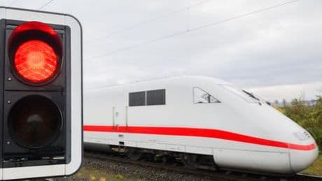 Deutsche Bahn muss ICEs zwischen Berlin und München umleiten – Züge verspäten sich erheblich