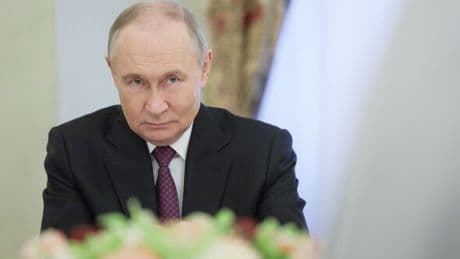 Putin offers to 'halt Ukraine invasion' as new peace plan revealed