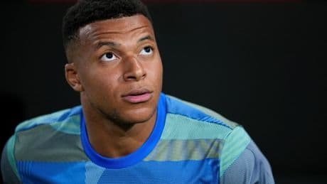 Liverpool, Arsenal or Manchester City? Kylian Mbappe makes Premier League title prediction