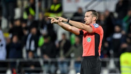 Interessante Schiri-Ansetzung - DFB-Juwel pfeift Zweitliga-Eröffnungsknaller