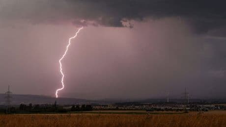 Unwetter - Wetterdienst warnt vor heftigem Starkregen