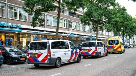 Medewerker supermarkt Rotterdam gewond bij steekincident