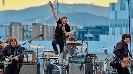 Arcade Fire, anodinos y sin piza de épica (★★✩✩✩), y otros discos de la semana
