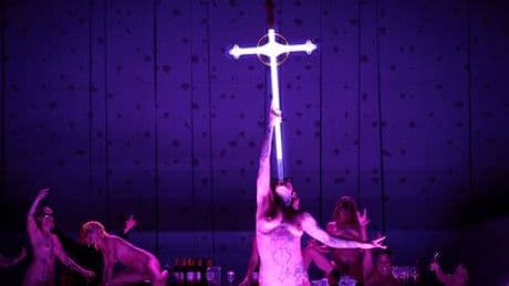 Florentina Holzingers »Sancta« ist die Theaterinszenierung des Jahres