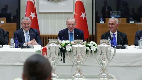 Cumhurbaşkanı Erdoğan, 3 kulübü kabul etti