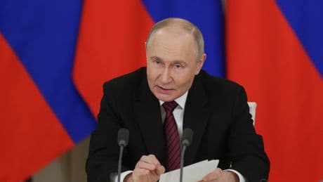 Putin propone a Ucrania celebrar negociaciones directas el 15 de mayo en Estambul