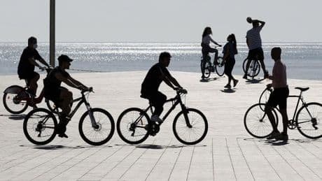 Mucho cuidado: esta es la multa si conduces una bicicleta habiendo bebido alcohol