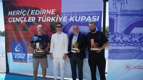 Gençler Türkiye Kupası Kürek Yarışları tamamlandı