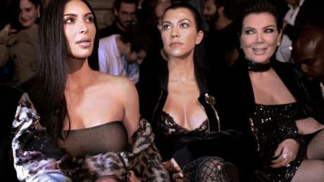 "J'ai cru que j'allais mourir": ce que Kim Kardashian a raconté après son braquage à Paris
