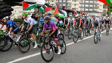 Vuelta : la 16ᵉ étape du Tour d’Espagne cycliste écourtée en raison de nouvelles manifestations propalestiniennes