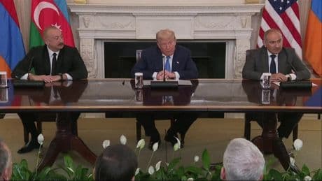 Donald Trump annonce que l'Arménie et l'Azerbaïdjan s'engagent à "cesser définitivement" tout conflit