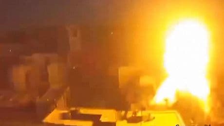 Enorme explosie: Russische aanval op Kiev