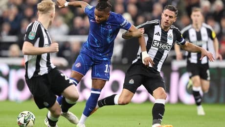 Newcastle vs Chelsea LIVE: Team news ahead of crucial Premier League clash in top five race